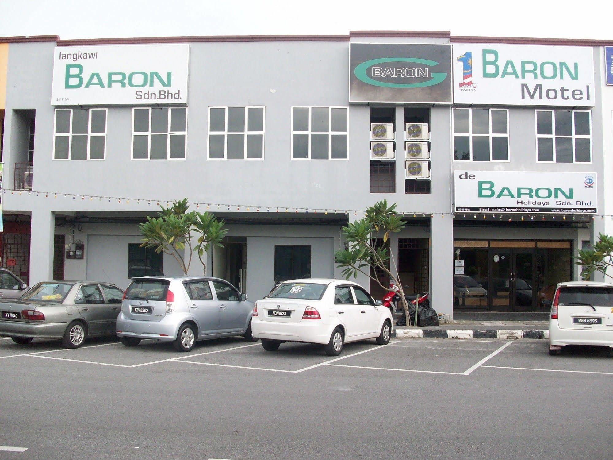 1 Baron Motel Куа Екстериор снимка